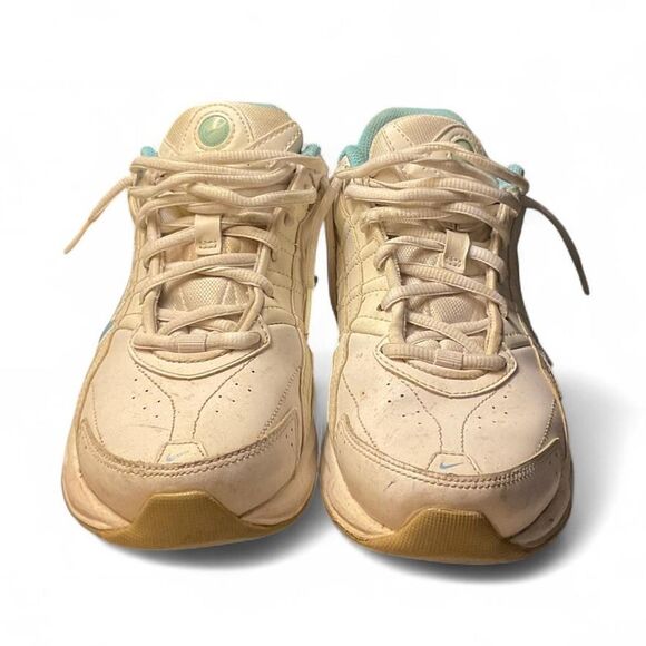 Y2K Nike Trainers - Picture 2 of 4